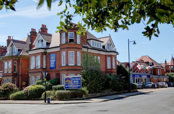 Brook hotel felixstowe