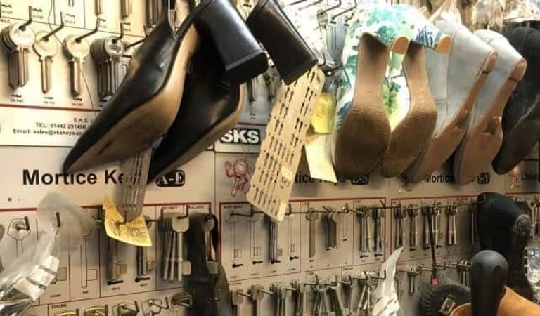 Mr Cobbler Shoe Repairs