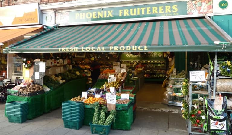 Phoenix fruiters